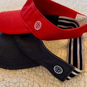 GUC set of 2 Tory sport visor ❣️